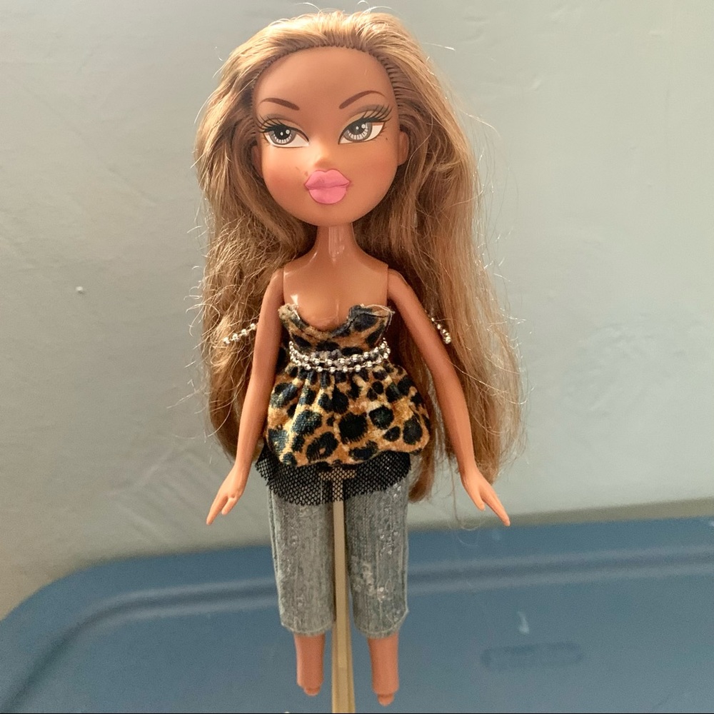 Bratz Pampered Pupz Yasmin Doll